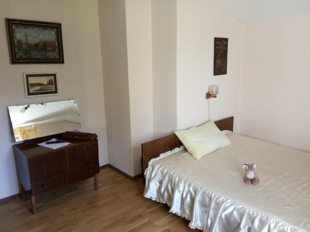 Apartment In Kauguri Jurmala Ngoại thất bức ảnh